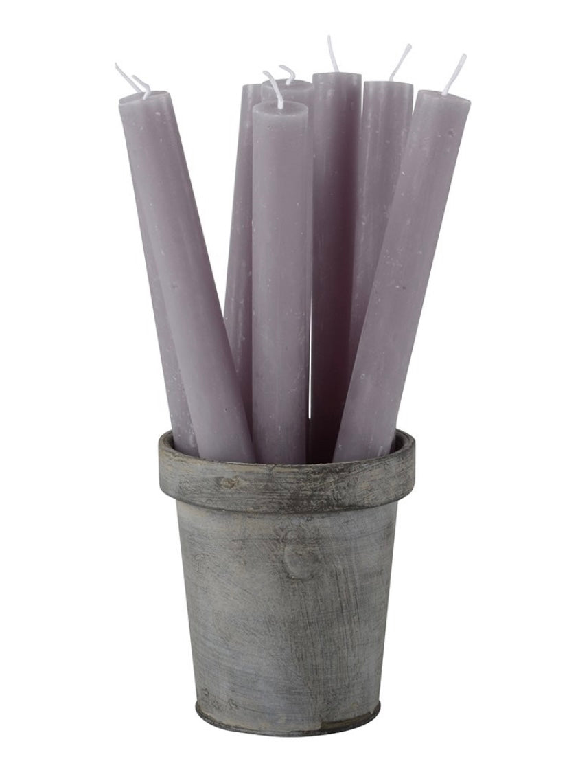 Light grey dinner candles