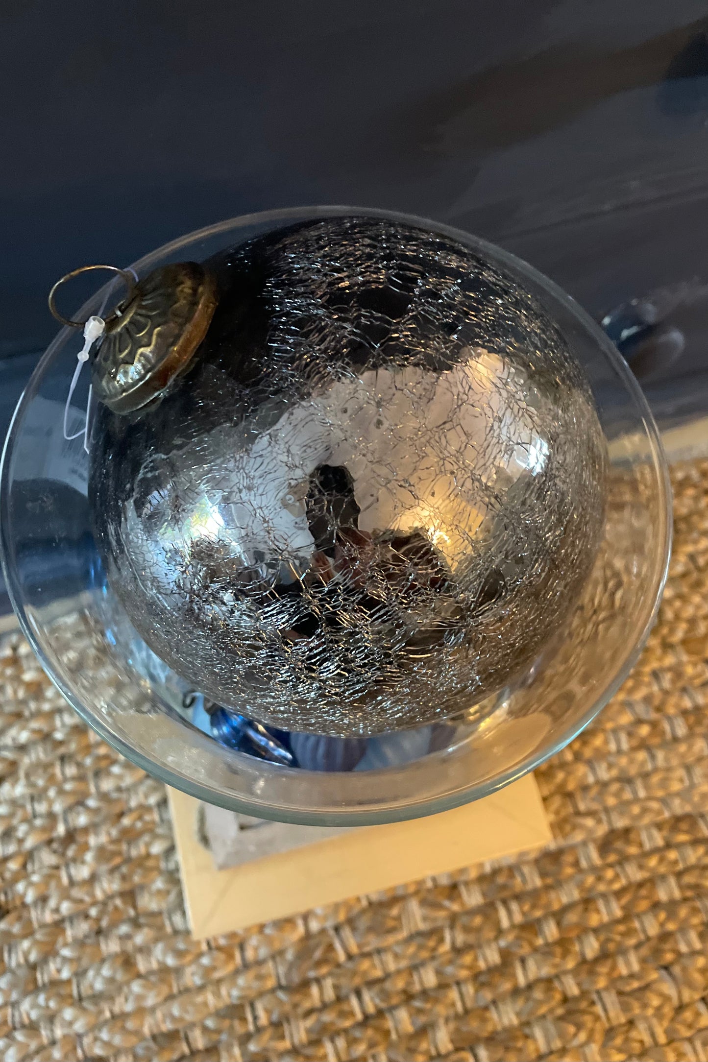 XXL crackle glass baubles